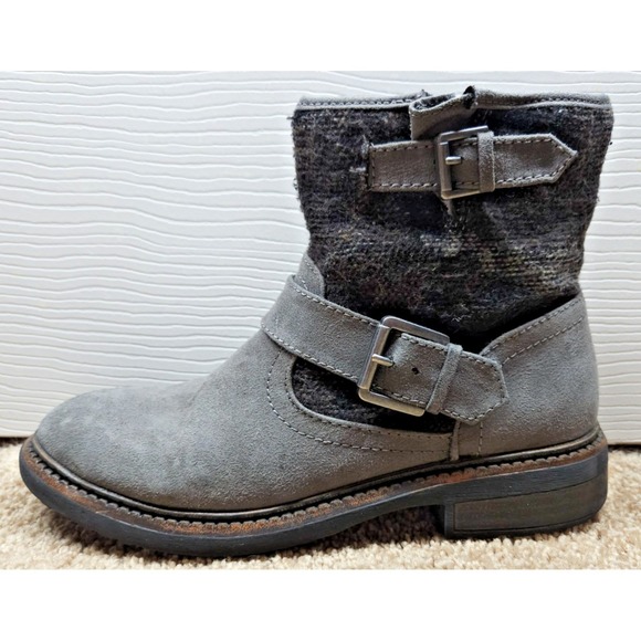 White Mountain Shoes - White Mountain Women's Carlin Suede/Fabric Buckle Ankle‎ Booties Gray 7M Western